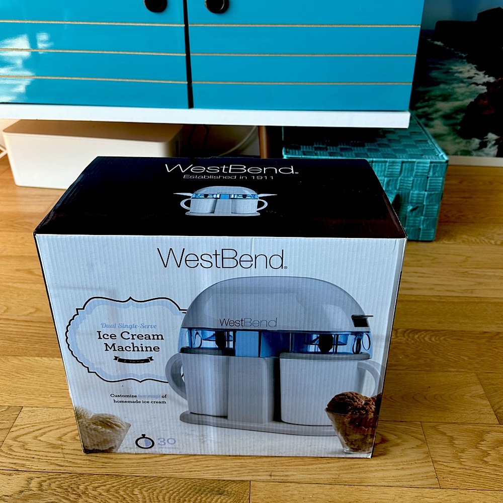 New Westbend ice cream maker
